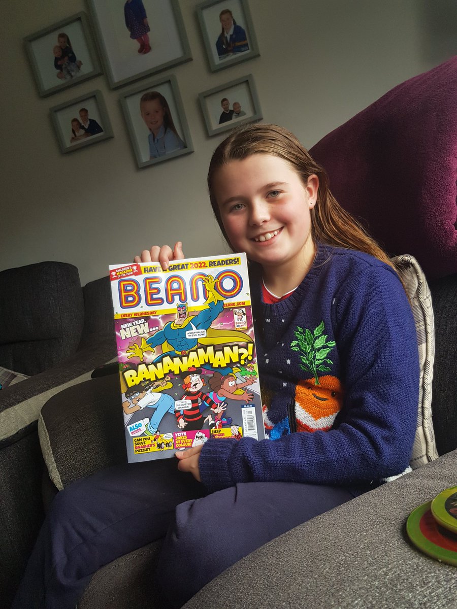 Helena_2th's tweet photo. The christmas gift that keeps on giving, the excitement to receive the first copy @BeanoOfficial #comicsubscription #readingforpleasure https://t.co/9UfsZB2QoG