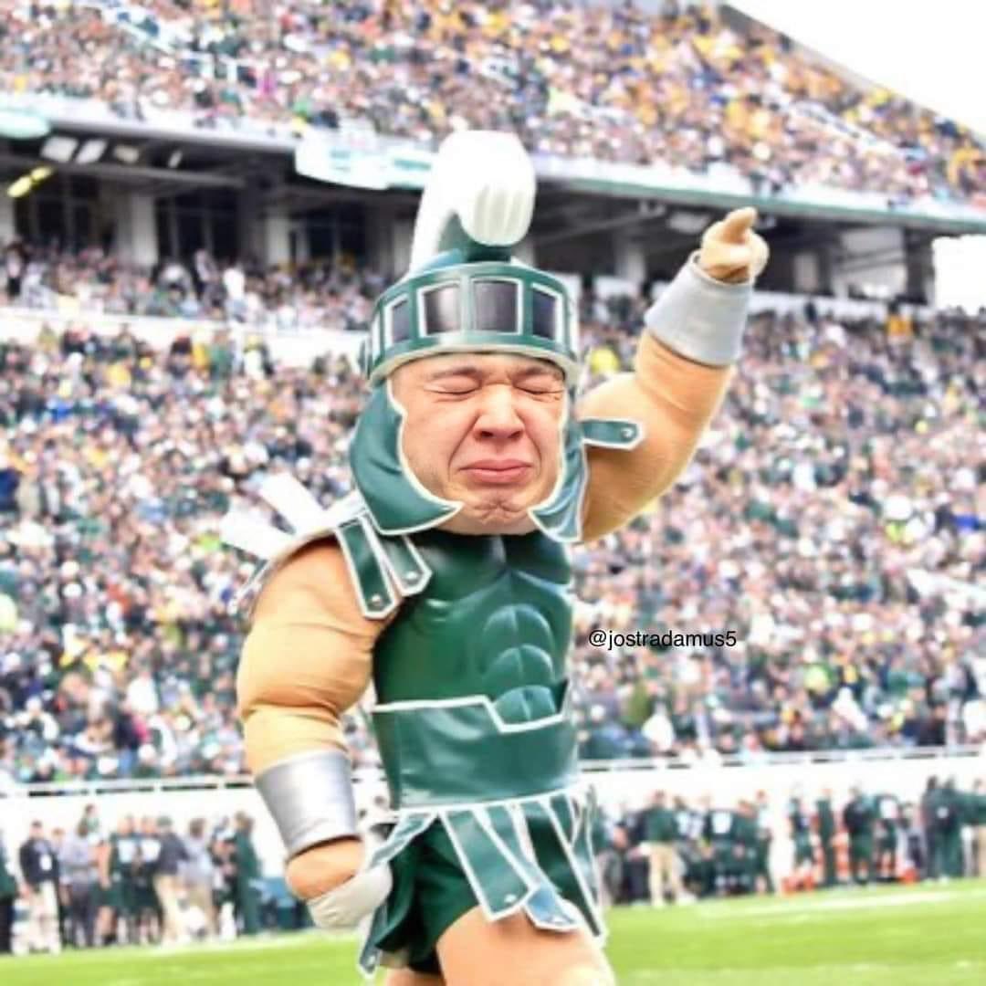 bgsu_guy's tweet photo. @dwags5 @sbell021 Aww is he picking on you? https://t.co/w9tDPIRHqg