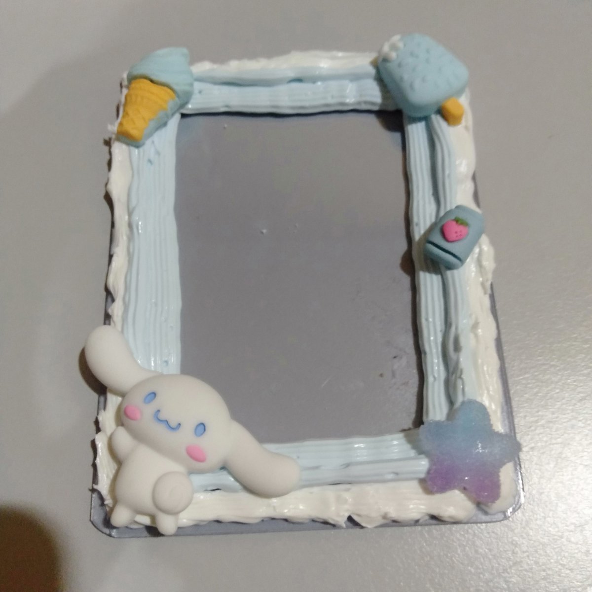 castleyeou's tweet photo. it was okay if you see it through this,

until you see irl 😭

I'm tiredd https://t.co/Eq2rLJbced