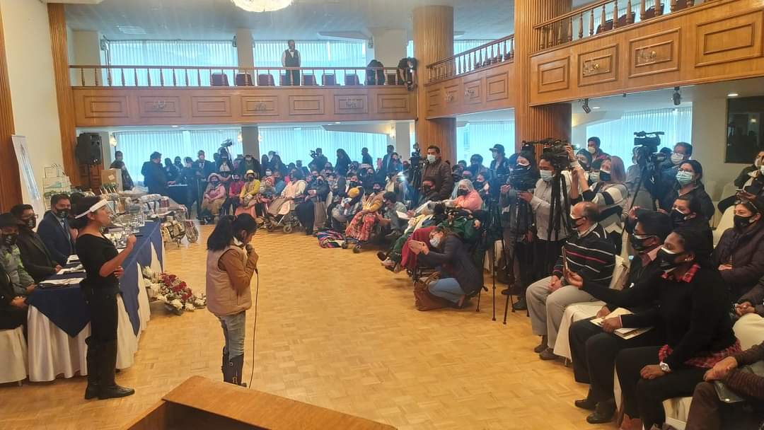 ConalpedisBol's tweet photo. 3 dic Acto de entrega de dispositivos y tecnologías de apoyo en conmemoración al Día Internacional de la Persona con Discapacidad.
 #conalpedisbolivia  #laspersonascondiscapacidadestamossaliendoadelante https://t.co/HP3nAHHE9y