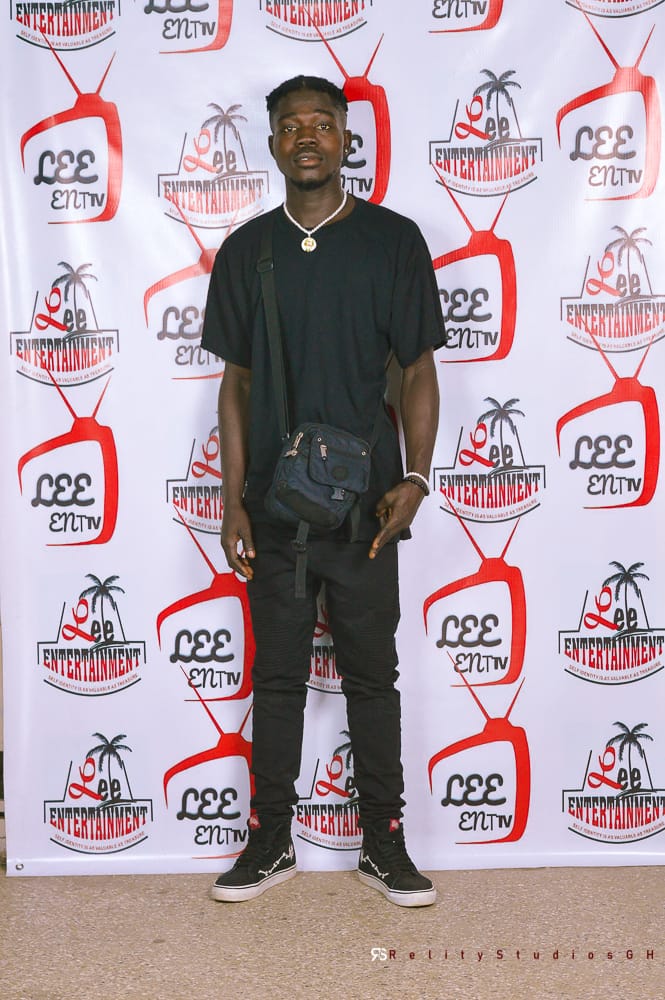 Kwame_award's tweet photo. 365 Days all wins, can't count no loses. Making waves with my sh!ts, all over y'all Bosses. 
#wedoingit #Defender2022. https://t.co/bwbOHogKEM