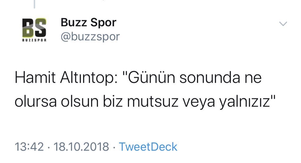 nocontexturfut0's tweet photo. yılbaşı gecesi mood https://t.co/8wymQOvUsP
