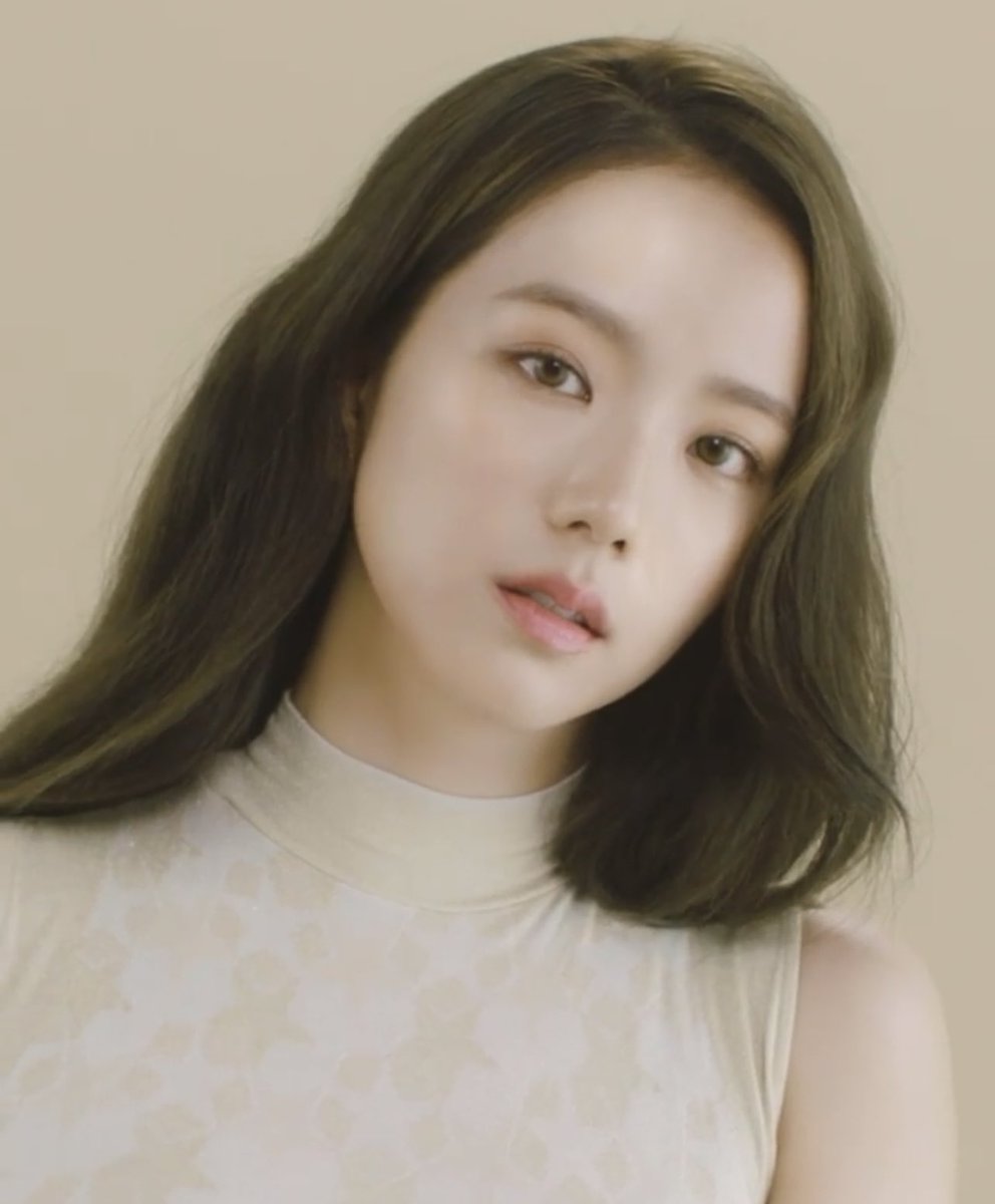 archivejisoo's tweet photo. JISOO X DIOR BEAUTY https://t.co/6BGBkiLIs4