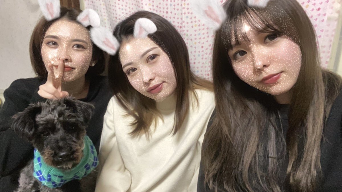 iam__kapi's tweet photo. みなさま今年もいちねんお世話になりました👯‍♀️ 2022ねんもどうぞよろしくお願いいたします〜🙇‍♀️🙇‍♀️ https://t.co/FqLNwYwr83