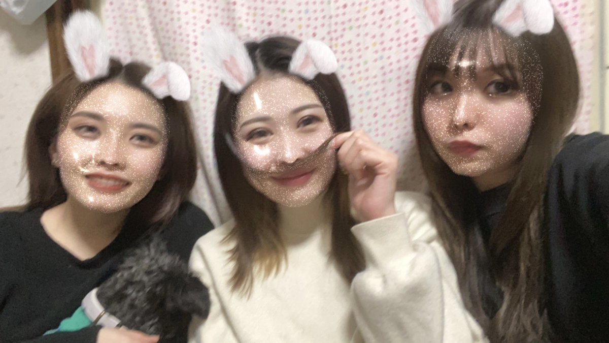 iam__kapi's tweet photo. みなさま今年もいちねんお世話になりました👯‍♀️ 2022ねんもどうぞよろしくお願いいたします〜🙇‍♀️🙇‍♀️ https://t.co/FqLNwYwr83