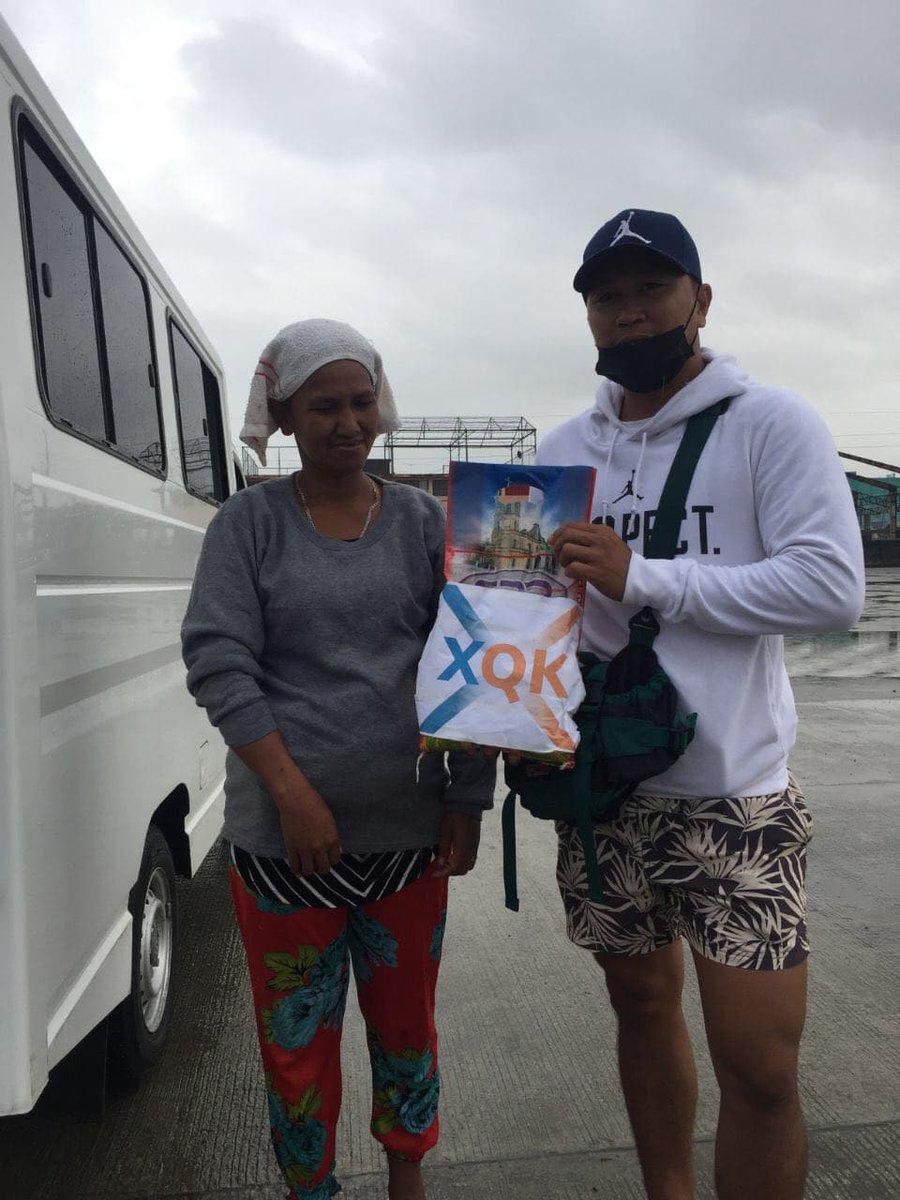 officialXQK's tweet photo. Field update:
This is the distribution on Dawahon island. The island is isolated without government help. XQuake and XRPL are assisting when nobody else does! Let's show the world how it's done! 💙
#XQK #XRP #XRPL #XRPtheStandard #XRPArmy #Airdrops #XUMM  #Trustline #humanitarian https://t.co/JlZf02fbnl