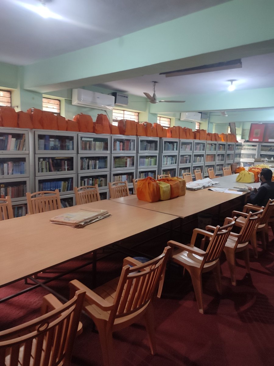 RAJANGANDHI's tweet photo. Project fnsh #DograHeritage 
Tons of wood along with #Archives 
Is this Govt office or scrap yard
@diprjk  Pandey ji Archives bachana chahate haen or agenda destroy in fire 
@manojsinha_ ji kuch nahin bachaega
@PMOIndia @HMOIndia is it official policy to destroy every Dogra docum https://t.co/zbejTw886E