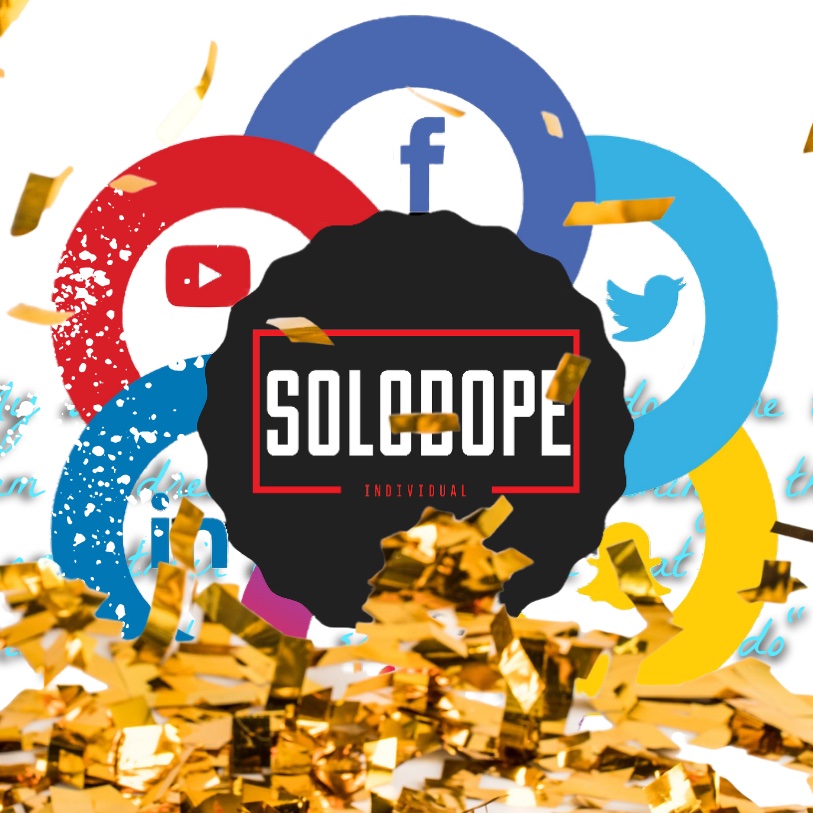 idopesolo's tweet image. "It's a beautiful day at Solo Dope and Ms Carolyn's Chicken and Fish and Pies" #oookillem #theyaintdeadyet