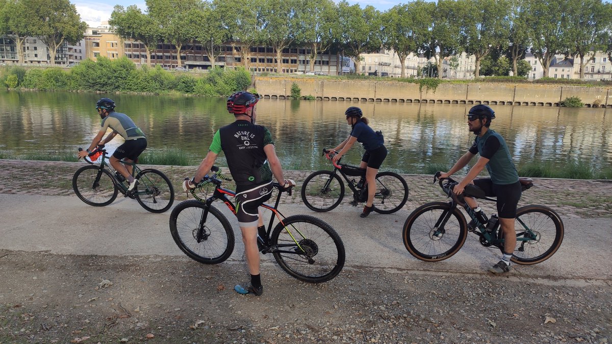 Topette Allroad Cycling Club tweet media