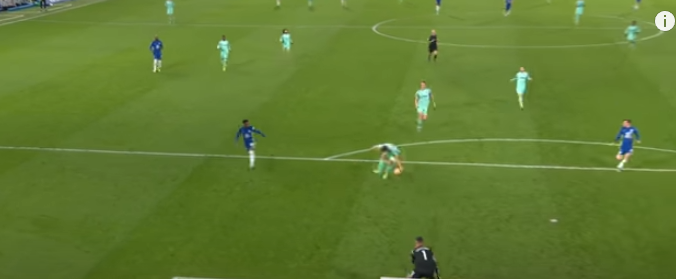 Reminiscing_Kid's tweet photo. blatant handball by veltman which is why cho failed the pass to mount. unbelievable like EXCUSE ME!!!!!!!!!??????? https://t.co/KhZlc9fr6g