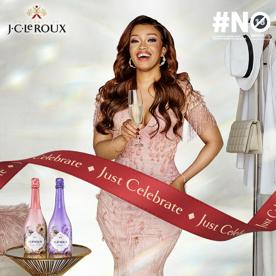 HouseOfJCLeRoux's tweet photo. Popping brightly into 2022 with your favourite bubbles in hand. 
Here’s to finding new ways to sparkle and more reasons to #JustCelebrate in the New Year! 🍾

#NewWayToSparkle #JCLeRoux #JustCelebrate #NewNectar #CelebrateResponsibly https://t.co/68l4NM127p