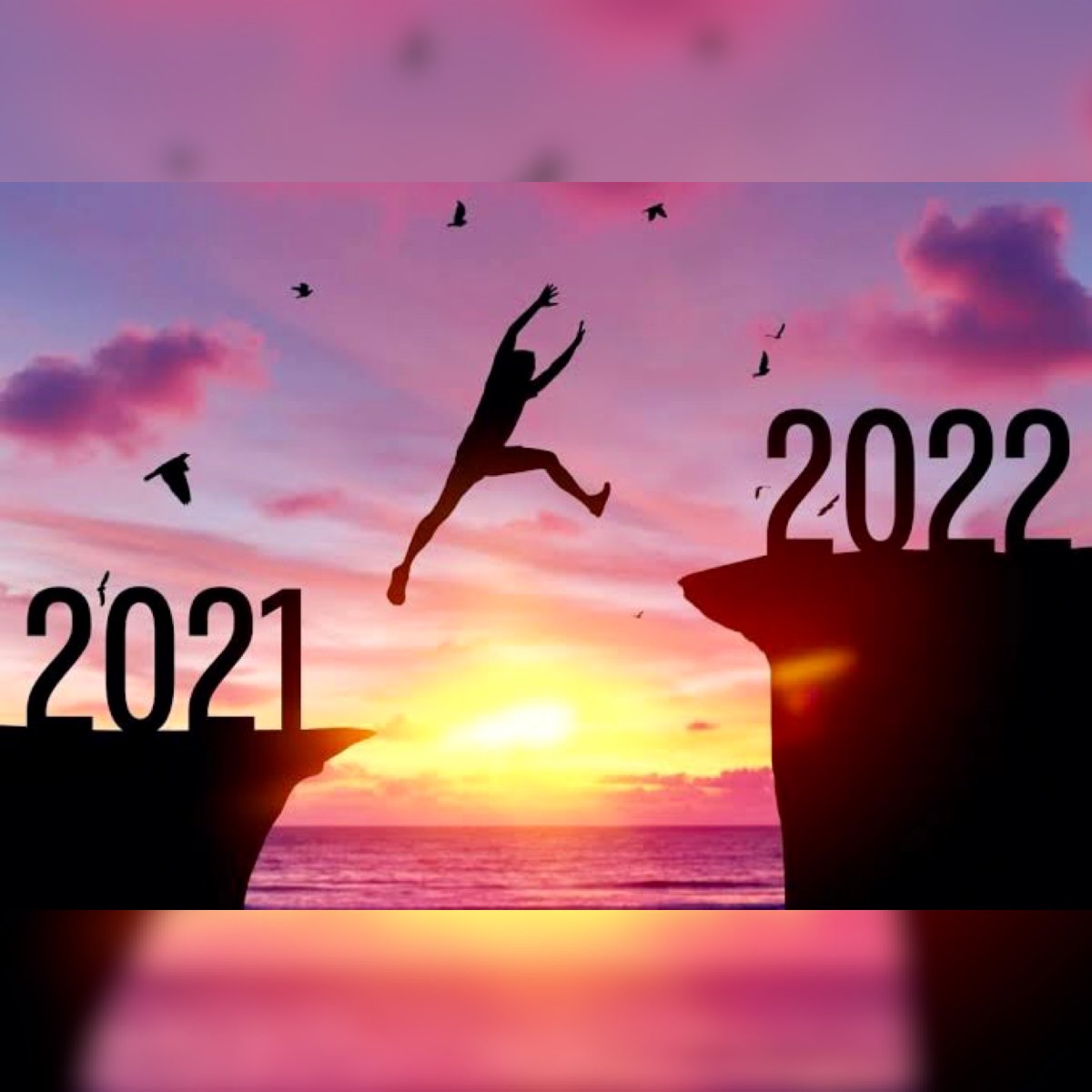MerewetherPhcy's tweet photo. Happy New Year! May you all have a happy and healthy 2022! 
We are closed on Saturday for New Year’s Day, open on Sunday 8.30am-12pm, then closed on Monday for the New Year’s Public Holiday.
#Healthy #2022 #Merewether #Pharmacy #HereForYou #BuyLocal #GetHealthy #StayHealthy https://t.co/IVkrwnns13