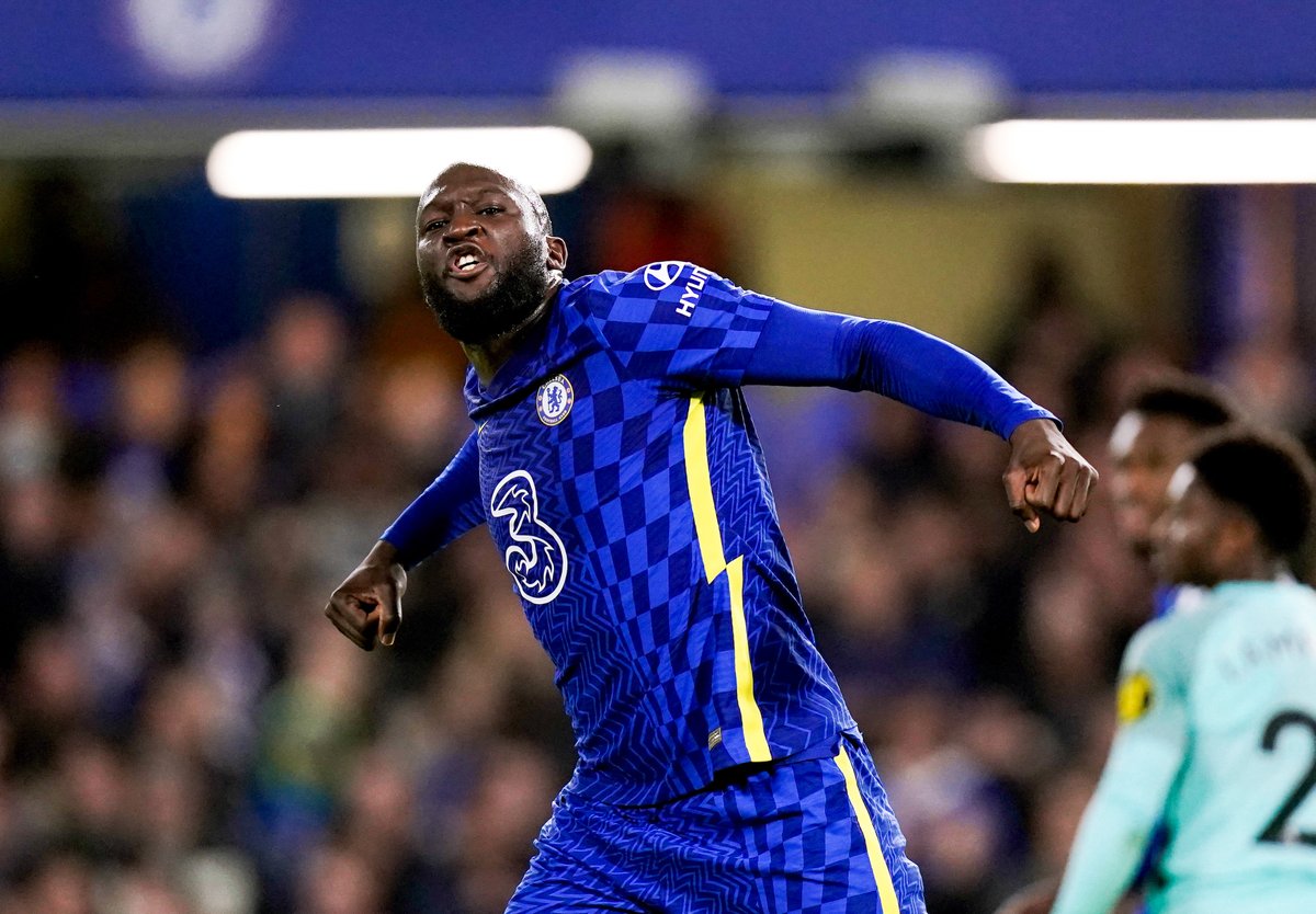 ActuFoot_'s tweet photo. Lukaku : « J'espère vraiment du fond du cœur revenir à l'Inter non pas à la fin de ma carrière, mais quand je serai encore au top niveau pour gagner plus ensemble. » 

(@SkySport) https://t.co/aqp802lsnM