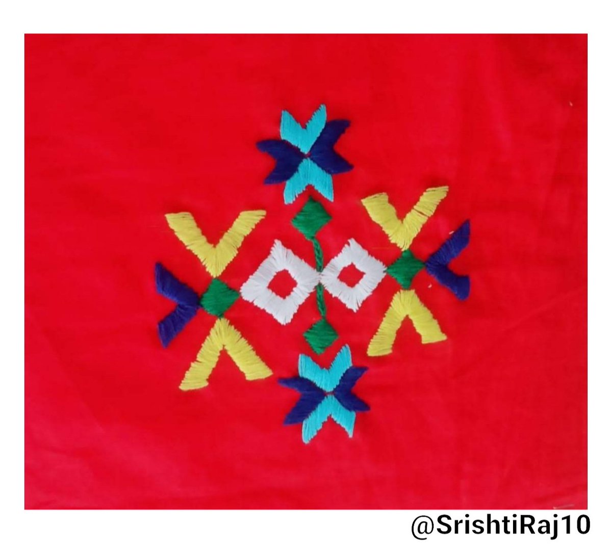 SrishtiRaj10's tweet photo. It's embroidery time...❤️
1- Phulkari stitch
2- Kashmiri stitch

#embroidery #31stdecember https://t.co/XbCC7JVliw