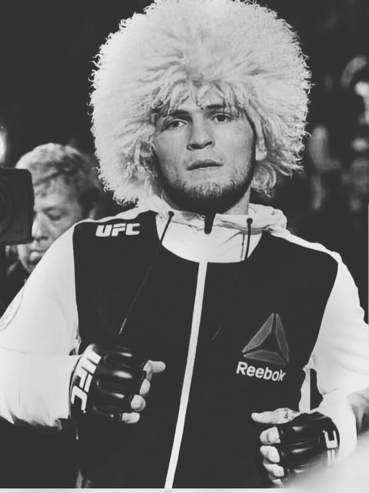 wazzDt's tweet photo. #UmarRiaz inspired by 
Khabib Nurmagomedov

Same Energy🔥 https://t.co/YtYdC8iprG