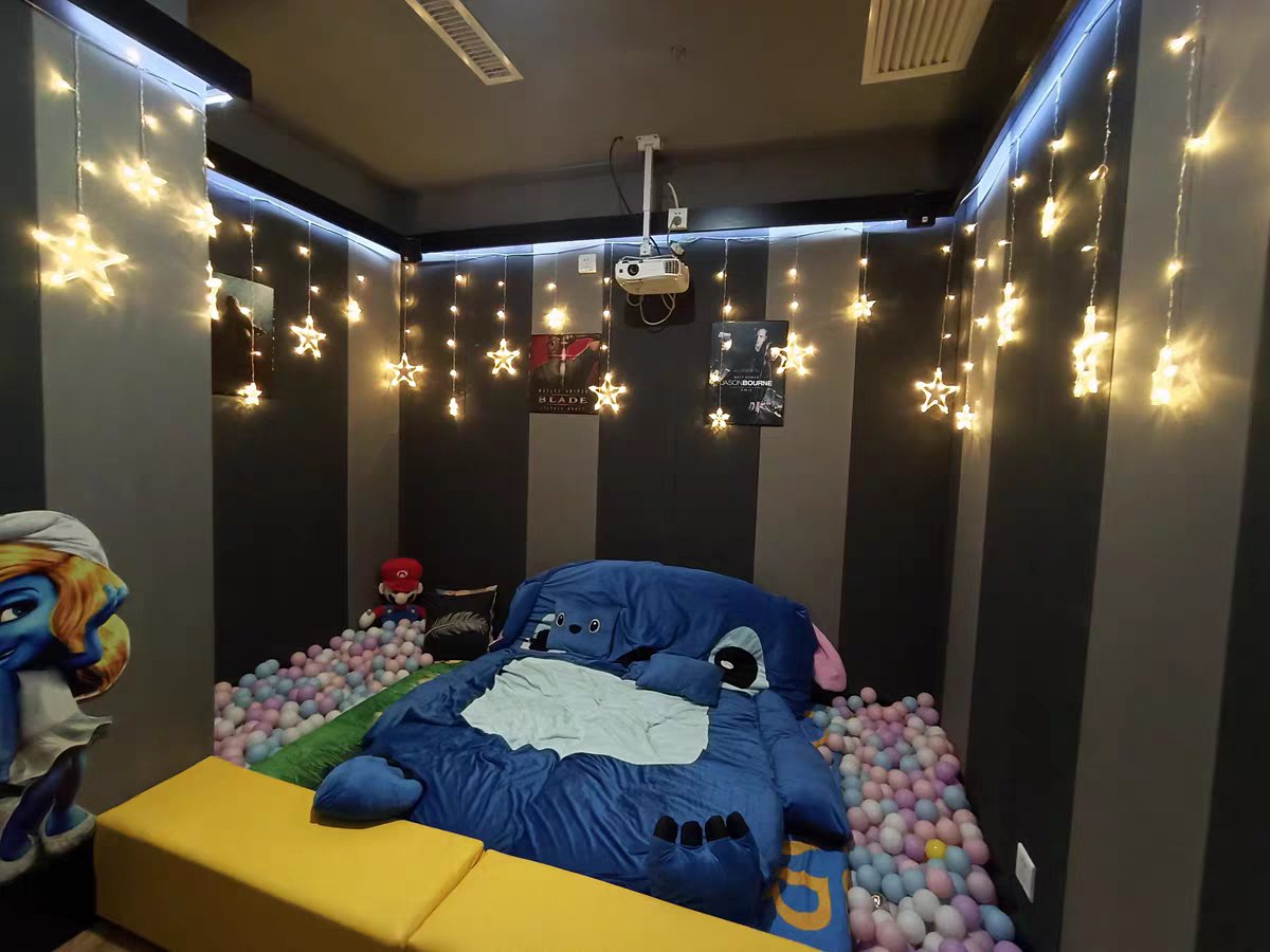 nbakilight's tweet image. #starcurtainlights #curtainstringlights #homedecorlights #ledfairylights #Akilight