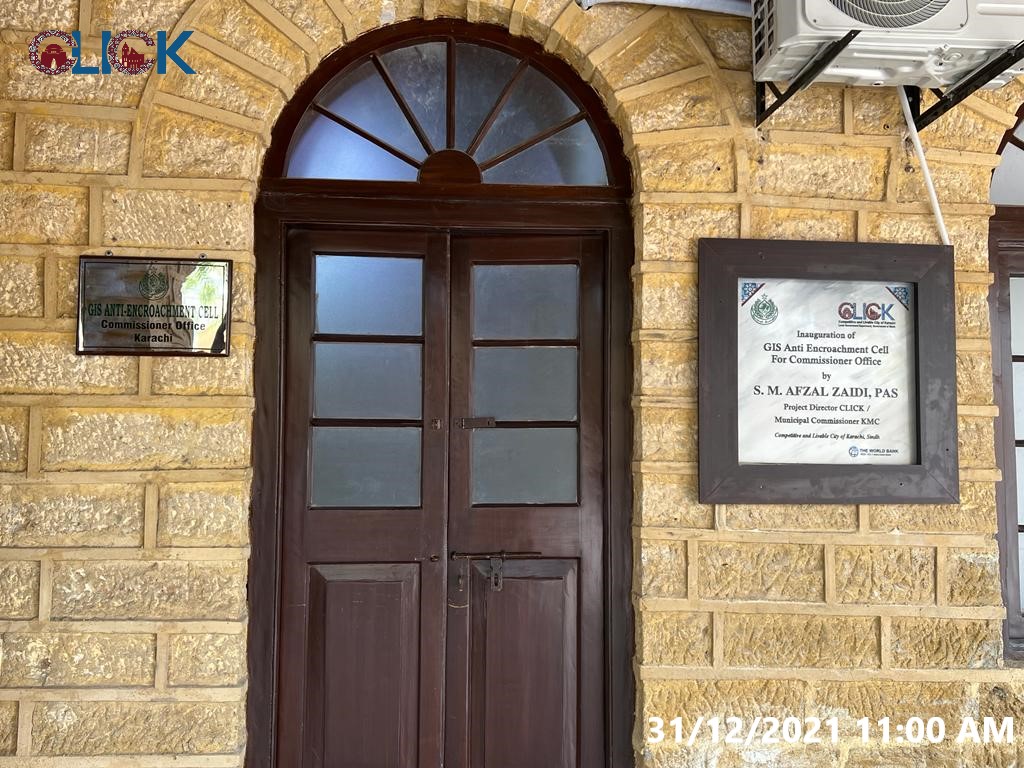 click_2019 tweet picture