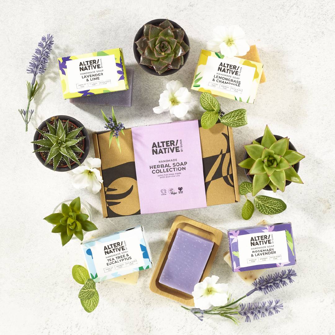 SumaWholefoods's tweet photo. In 2021 we launched some great new additions to the ALTER/NATIVE by Suma range, including 3 new soap gift sets, ethically sourced soap dishes and tins. #Plantbased #CrueltyFree #MadeInTheUK #LessPackaging #PlasticFree #PalmFree What's not to love? https://t.co/AdnC8Xt9H2