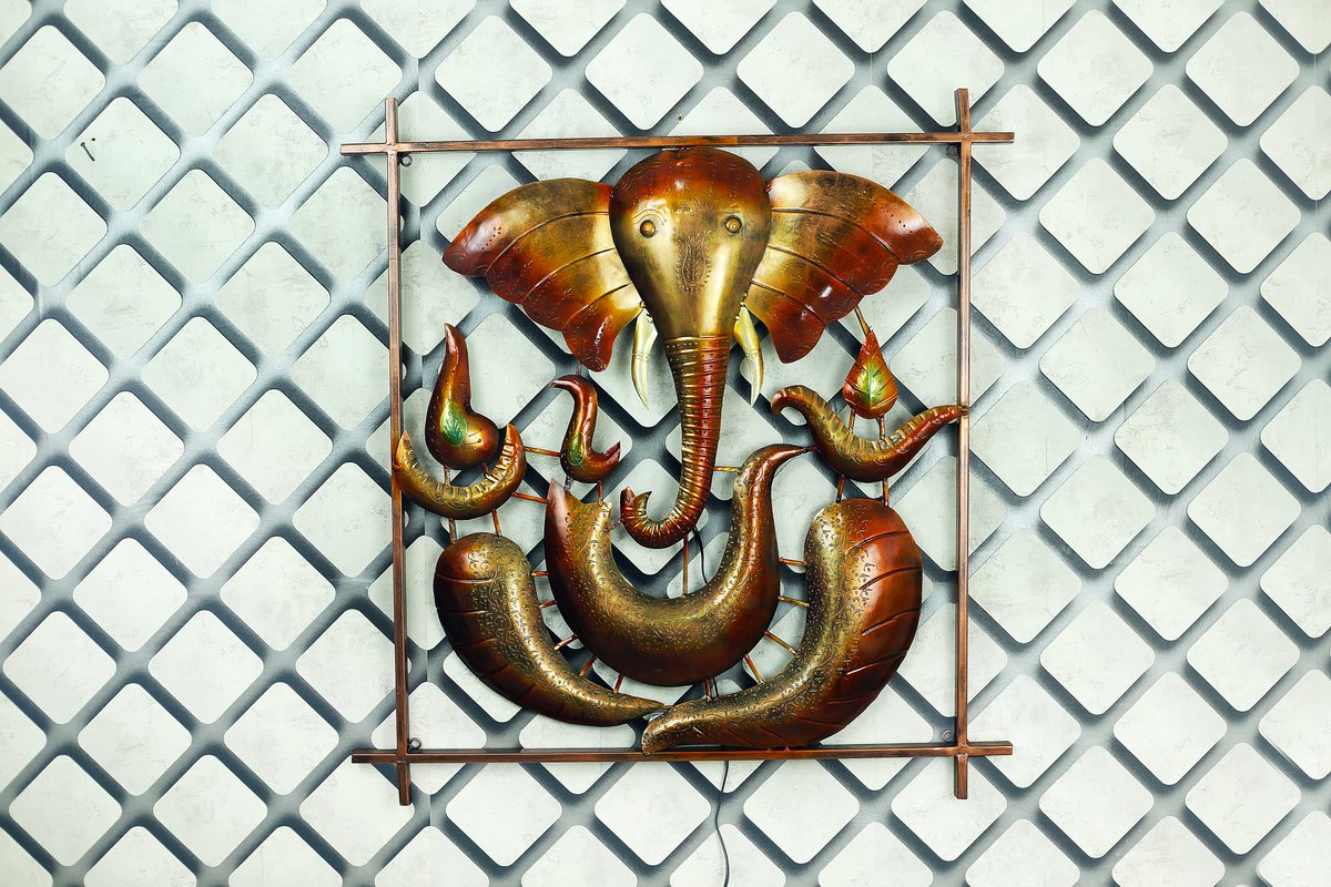 Zuriac2's tweet photo. Bring the blessing of Ganesh Ji to your place with this stunning metal Ganesha decor. The incredibly designed wall décor item will add up to the enthusiasm, peace, and grace of your home.
Info: https://t.co/TVsABKCg2T https://t.co/yILpQLBZSO