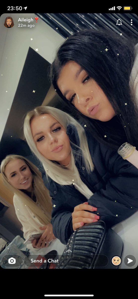 Happy Birthday babes <a href="/AmyPattersonxx/">Amy Patterson</a> 🥰 Hope u have a fab day in isolation 🤣 we will make up for it in a few weeks😘😘 love ya xxxx