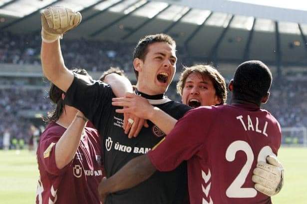 Happy 39th birthday to Scotlands no1 Craig Gordon             