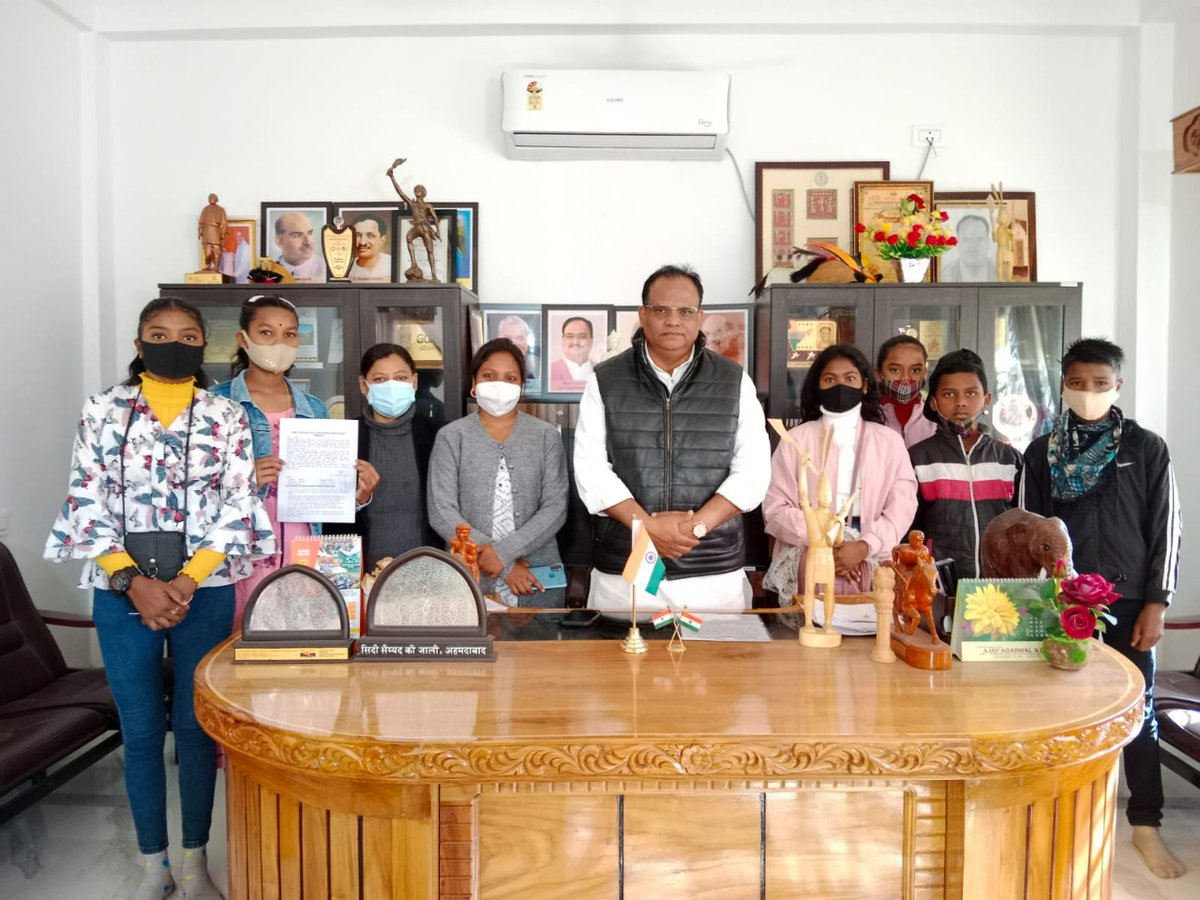 ActionAidIndia's tweet photo. A group of adolescents from Alipurduar, West Bengal, today met with Sh. John Barla, Hon'ble MP, Alipurduar. We're grateful to Sh. Barla for endorsing adolescents' appeal urging the inclusion of issues related to child protection in Gram Panchayat Annual Planning. #ActForChildren https://t.co/8kOUbzBljN
