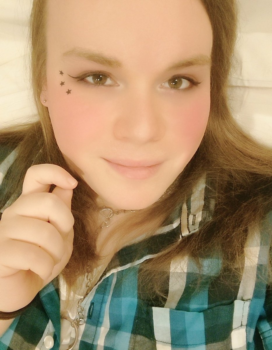 _LauraPetal_'s tweet photo. Come at me, NYE! 🎉😊🎉
#trans #mtf #transgirl
#トランスジェンダー
#セクマイさんとつながりたい
#セクマイ
#女の子になりたい
#女の子に見えたらrt
❤❤❤ https://t.co/zyF5d2eDPo