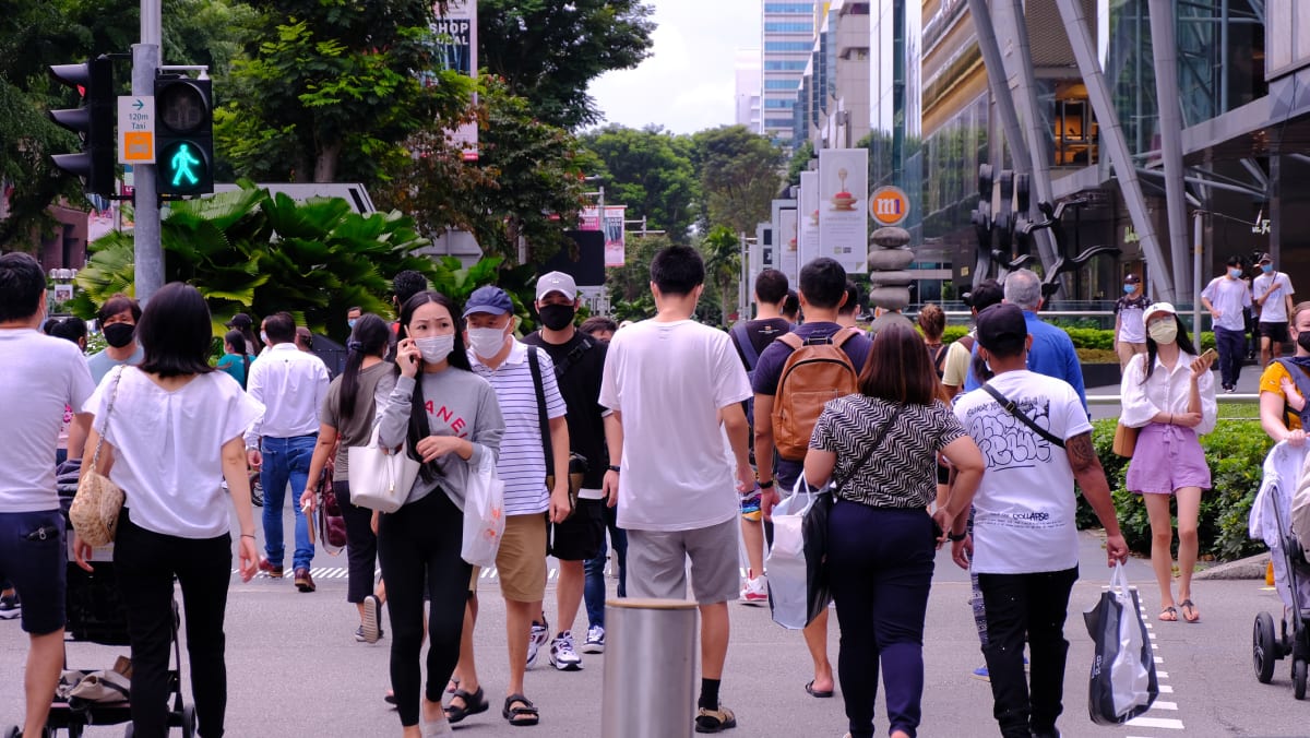 ChannelNewsAsia's tweet photo. Singapore to ‘start moving’ on planned GST hike as economy recovers from COVID-19, says PM Lee https://t.co/Mmq7FBEufY https://t.co/BbKmuX6mtD