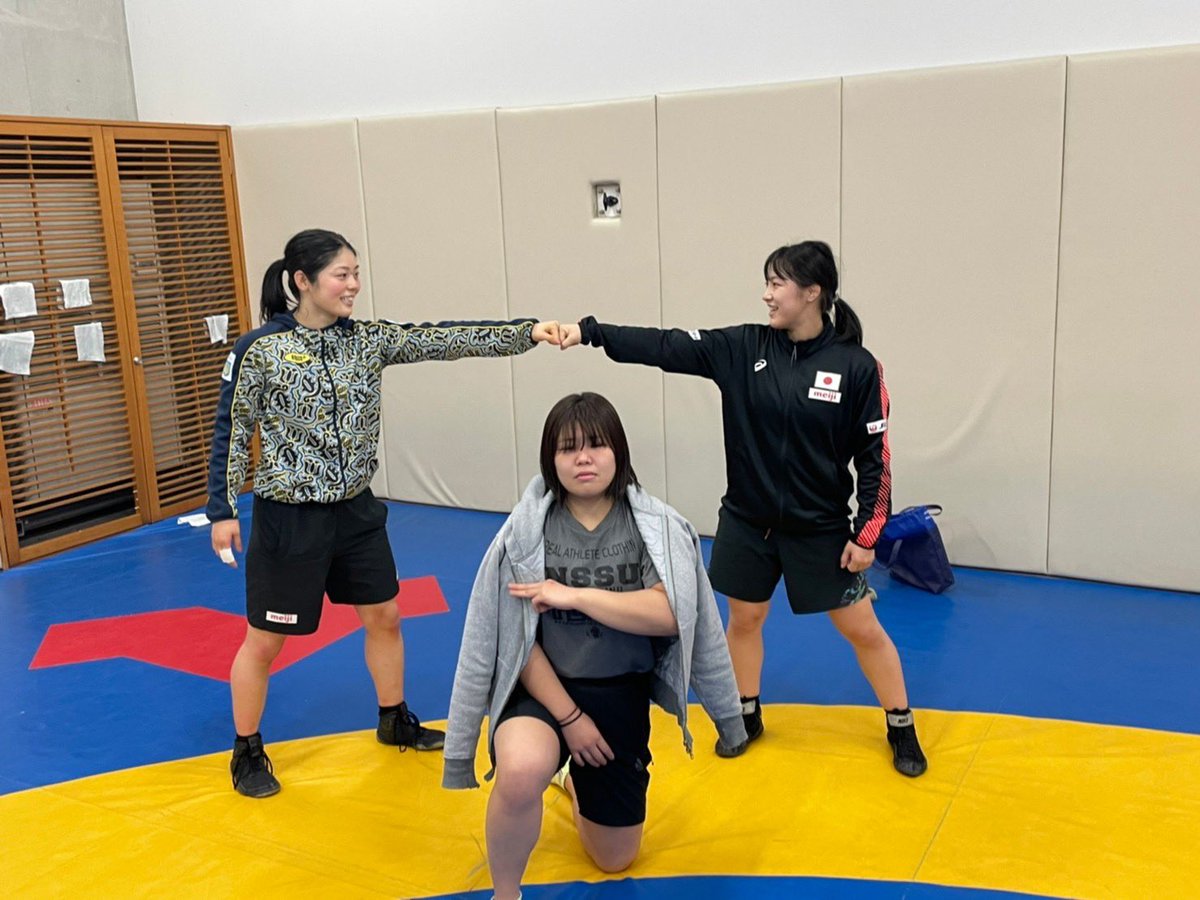 miwamorikawa's tweet photo. 2021→2022
どっちが魔法帝になるか勝負だ!!
芽伊の暴牛団🐮
ブラッククローバー🍀
#JUMPCLUB https://t.co/yA27nPDyO6