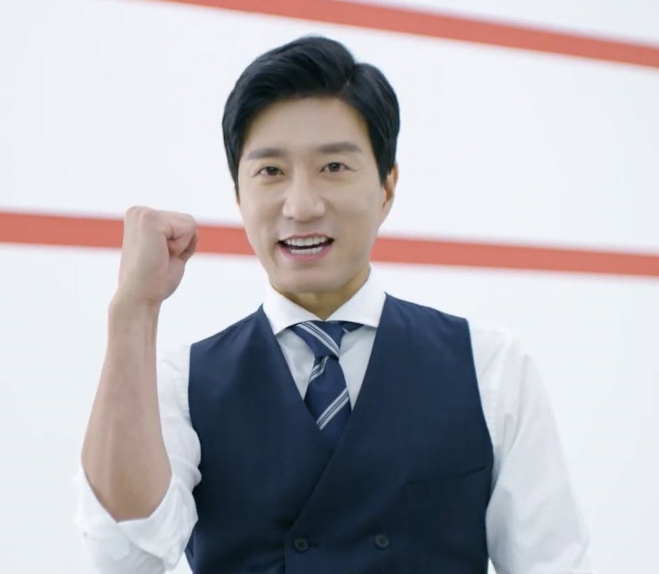 m4kmm_'s tweet photo. MMM’s kdrama awards 2021 🏆

All awards go to Kim Myungmin - 김명민 🥇

End. Thank you everyone 👏🏻 https://t.co/NwksMXCIh4