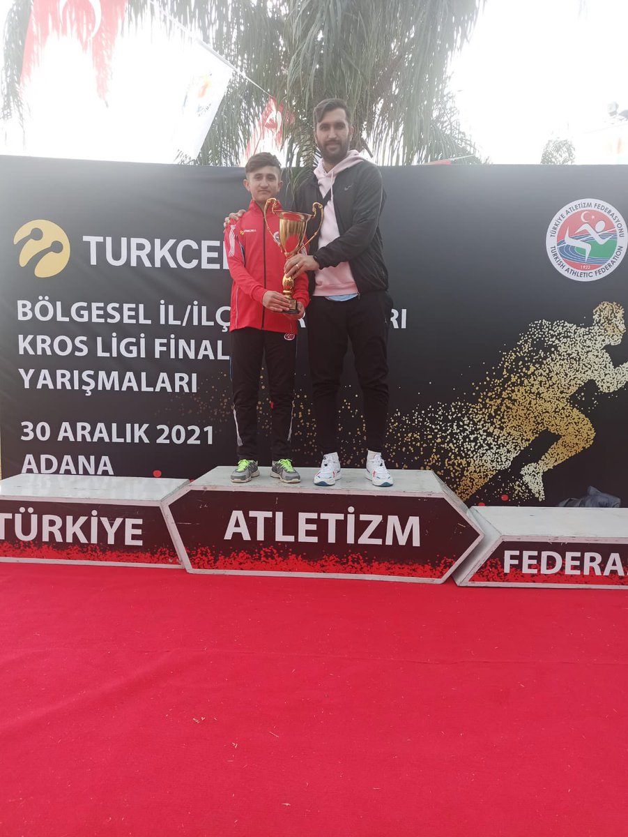 servetbulut23's tweet photo. Adana'da düzenlenen Kros Ligi Final yarışmalarında Ağrı- Patnoslu sporcumuz Ömer Yalvaç Türkiye https://t.co/JcKxIrCnNj olarak milli takım kampına katılmaya hak kazanmıştır. Takım olarak ise Türkiye 2. Olmuşlardır @CankatarYusuf @ismailcalgangsb @CemilBu29716542 @FatihALPASLAN04 https://t.co/idP4pqshy7