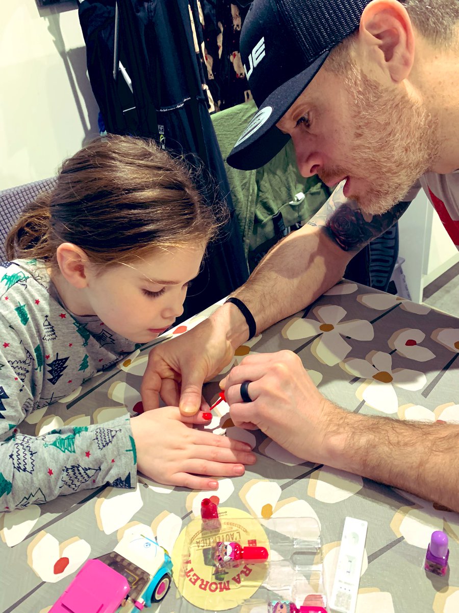 Linzi Silverthorn tweet media