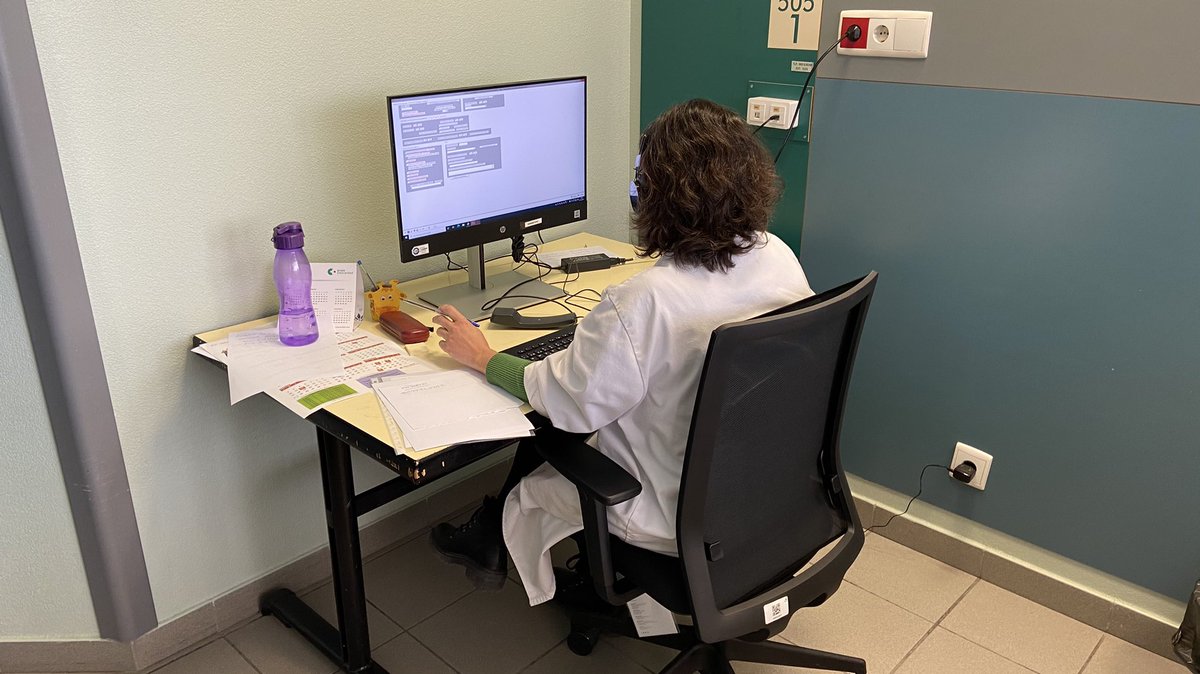 josecarlostuwit's tweet photo. HOSPITAL DEL ROSELL 5ª Planta.
31-12-2021  11:24h…..y ahí les tenemos como cada día !!.#COVID_19 . Mi más afectuoso reconocimiento  a todos los profesionales del Equipo de Seguimiento COVID del Área II por su compromiso y excelente trabajo.@Area2Cartagena https://t.co/tjZjIvPpKa