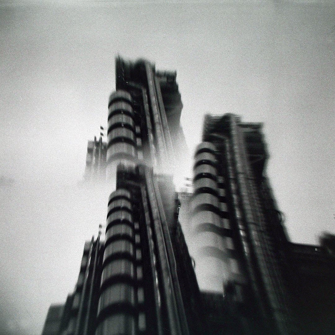 nickpage's tweet image. The Lloyds Building and St Paul’s Cathedral taken with a Holga and prism filter. Self developed using @CineStillFilm DF96 Monobath developer. @lomography Lady Grey film.
#filmphotography #blackandwhitephotography #istillshootfilm