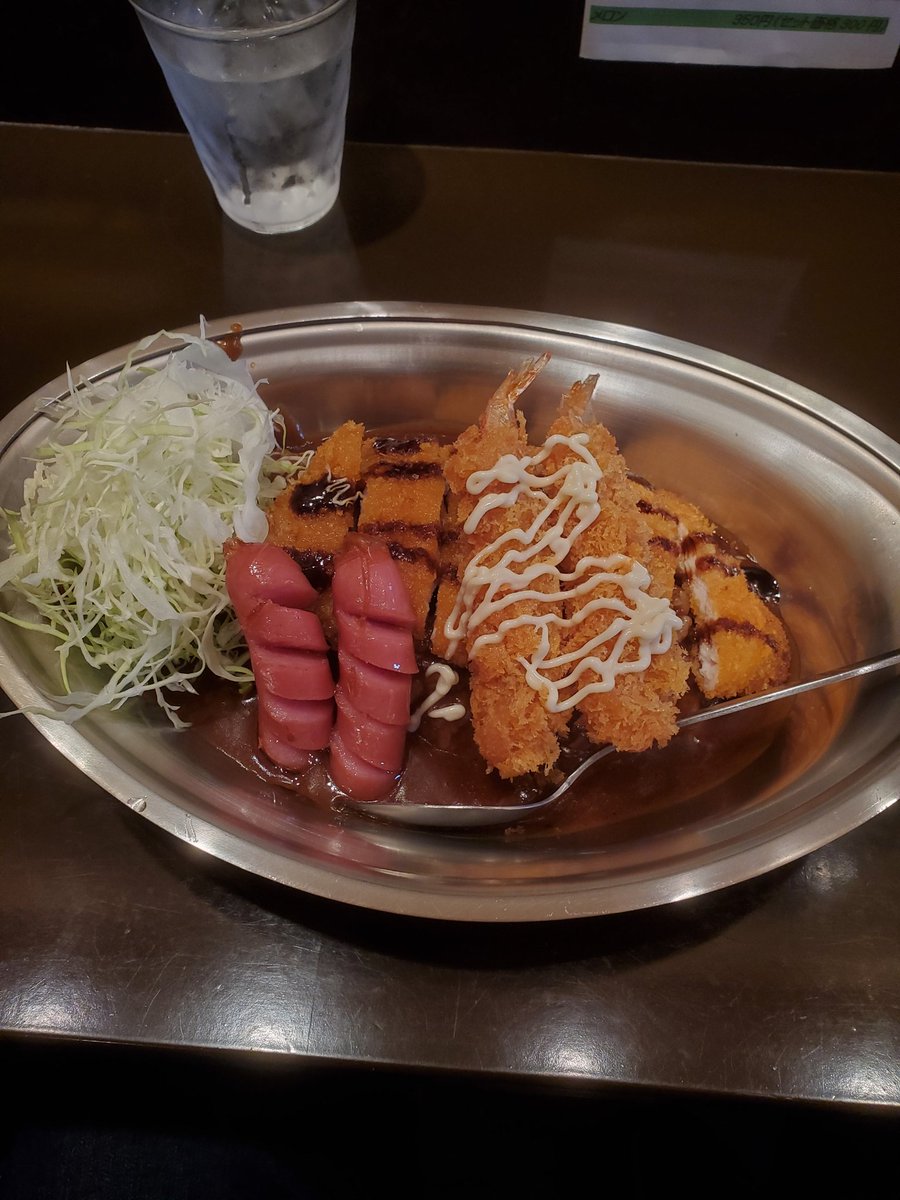 EMALOVESUIKA's tweet photo. 金沢のインディアンカレーのカレー美味し😋🍛
また食べたいな。
 #金沢 #旅行 #金沢カレー https://t.co/ej1CWmoN23