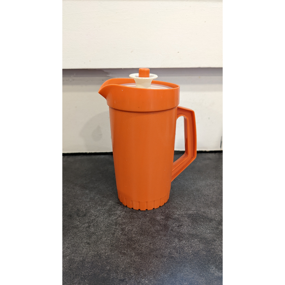 NanciN27's tweet photo. So good I had to share! Check out all the items I'm loving on @Poshmarkapp #poshmark #fashion #style #shopmycloset #handcrafted #harleydavidson #tupperware: https://t.co/13fpmo2a5j https://t.co/Ol4ZSVtcLk