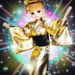 2022年の準備!マツケンサンバの衣装に着替えたりかちゃん‪w