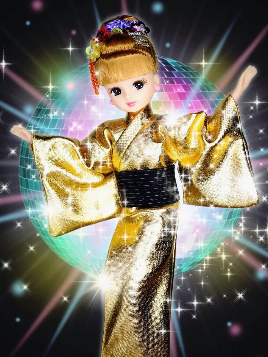 2022年の準備！マツケンサンバの衣装に着替えたりかちゃん‪w