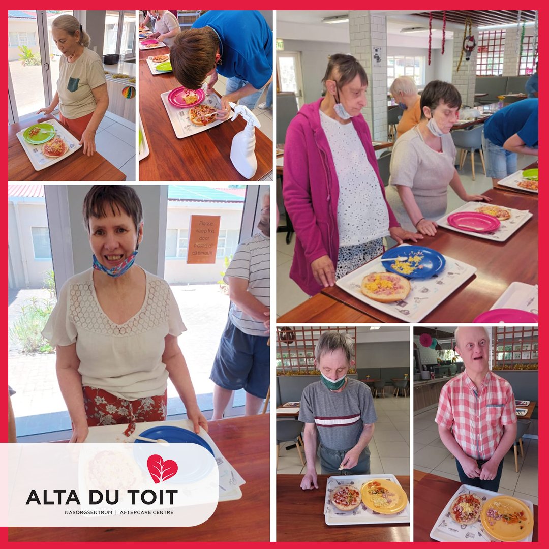 // Pizza Chefs 🍕//

Ons sluit die laaste dag van die jaar af op 'n heerlike noot! Tuisgemaakte pizza vir middagete, yum!
2022 ons is reg vir jou.

#altadutoit #altadutoitsentrum #altakliente #lastdayof2021 #lastdayoftheyear