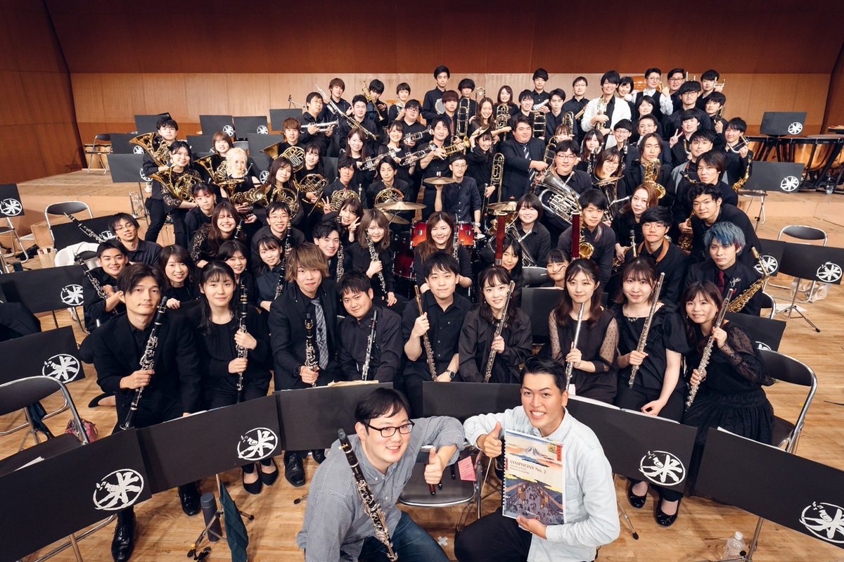 bsax_m's tweet photo. 2021年は、環境の変化がたくさんあり
本当にあっという間の1年でした…！

大阪と福岡…近いようで遠い😭😭
今まで以上に精進していきます🎷🎷

私に関わって頂いたすべての皆様、
今年も大変お世話になりました🥺
来年もどうぞよろしくお願いします❣️❣️ https://t.co/SyRMGjzFxo