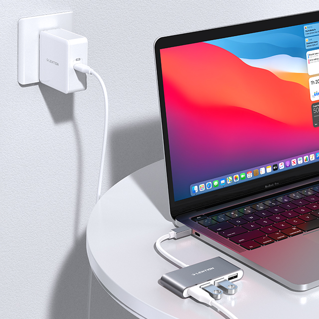 Lention5's tweet photo. LENTION 4-in-1 USB-C Hub with USB 3.0, USB 2.0 (CB-C13)🥳🥳
#usbhub #usb #typec #hub #adapter #usbchub #usbhub #usb #typec #hub #adapter #usbchub #macbook #macbookpro #macbookair #macbookcase #macbookpro13 #laptopaccessories #applecharger #PowerDelivery #USBCCharger #PDCharger https://t.co/L6zhu7QxtM
