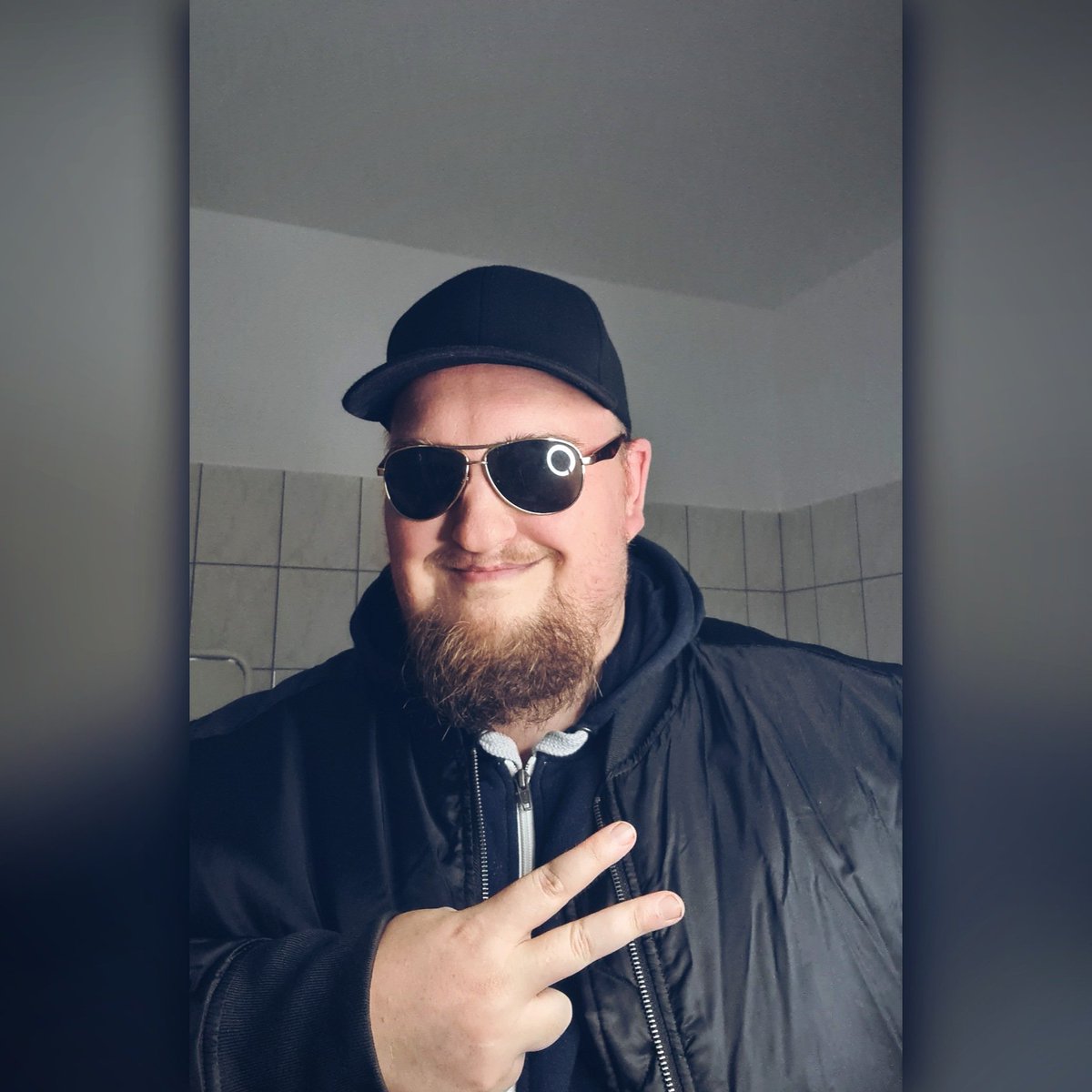 BennyMd89's tweet photo. #NeuesProfilfoto https://t.co/ryH3sKkzoh