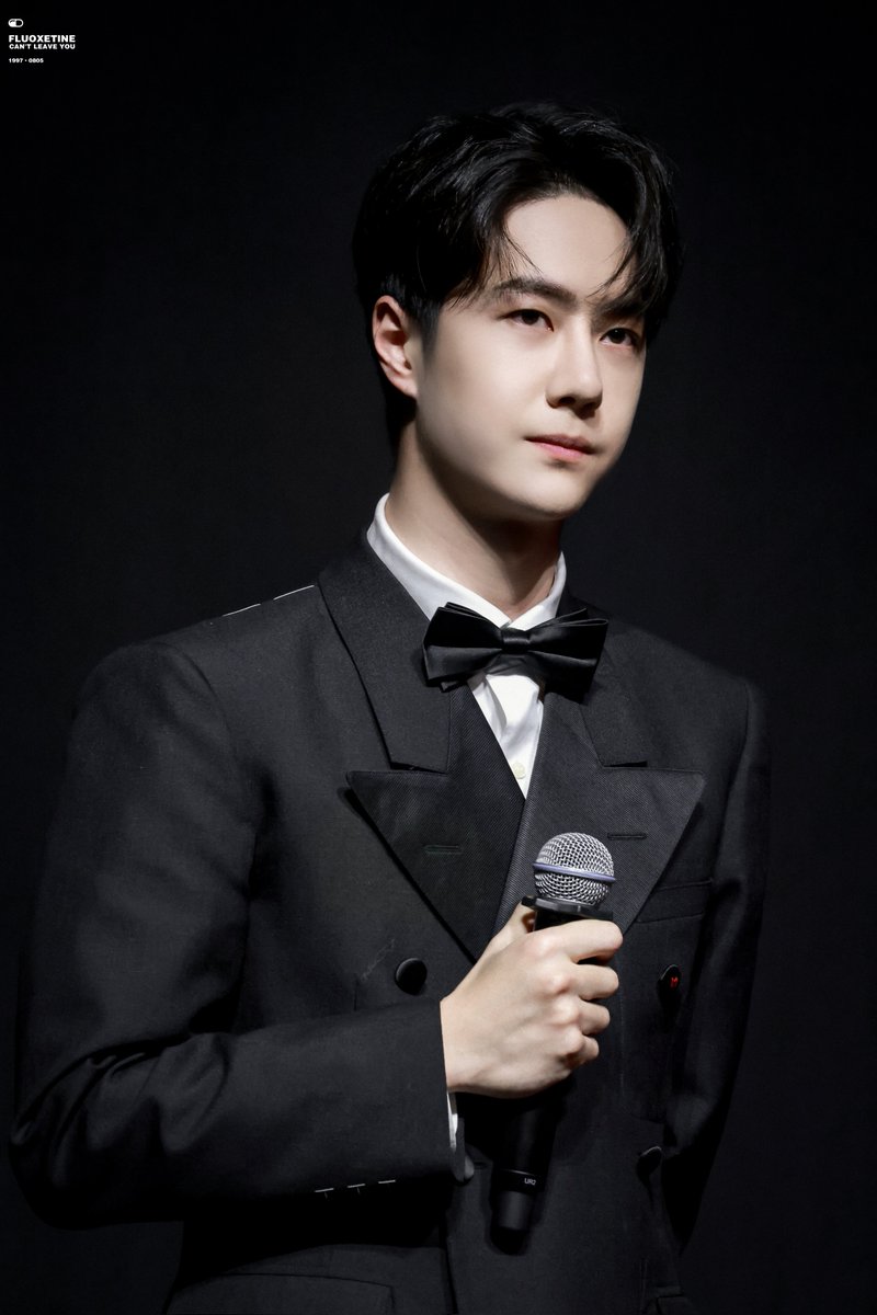 mitzi4r's tweet photo. more file dump while we wait.
211225 Wang Yibo appearance at China's Top Dancers Night
- all pics & vids
- official interview + fansites + fancams
https://t.co/wQWNDbZOhl
#WangYibo #DancerYibo #YIBOPositiveEnergy https://t.co/GFxQsQjkmA