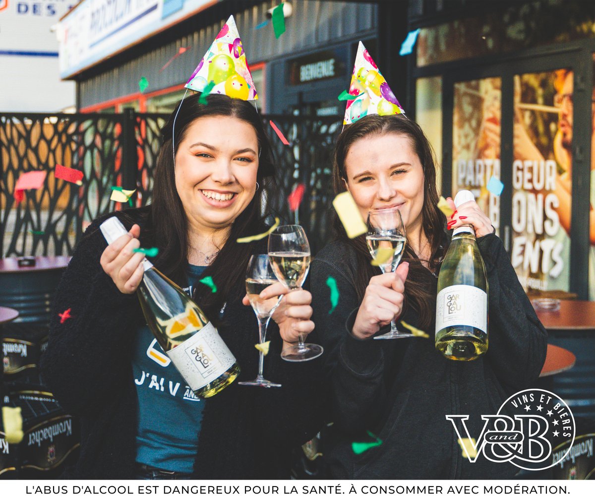VandBOfficiel's tweet photo. Bon réveillon les VandBistes ! 🎉🍾 https://t.co/ij1Sa60klx