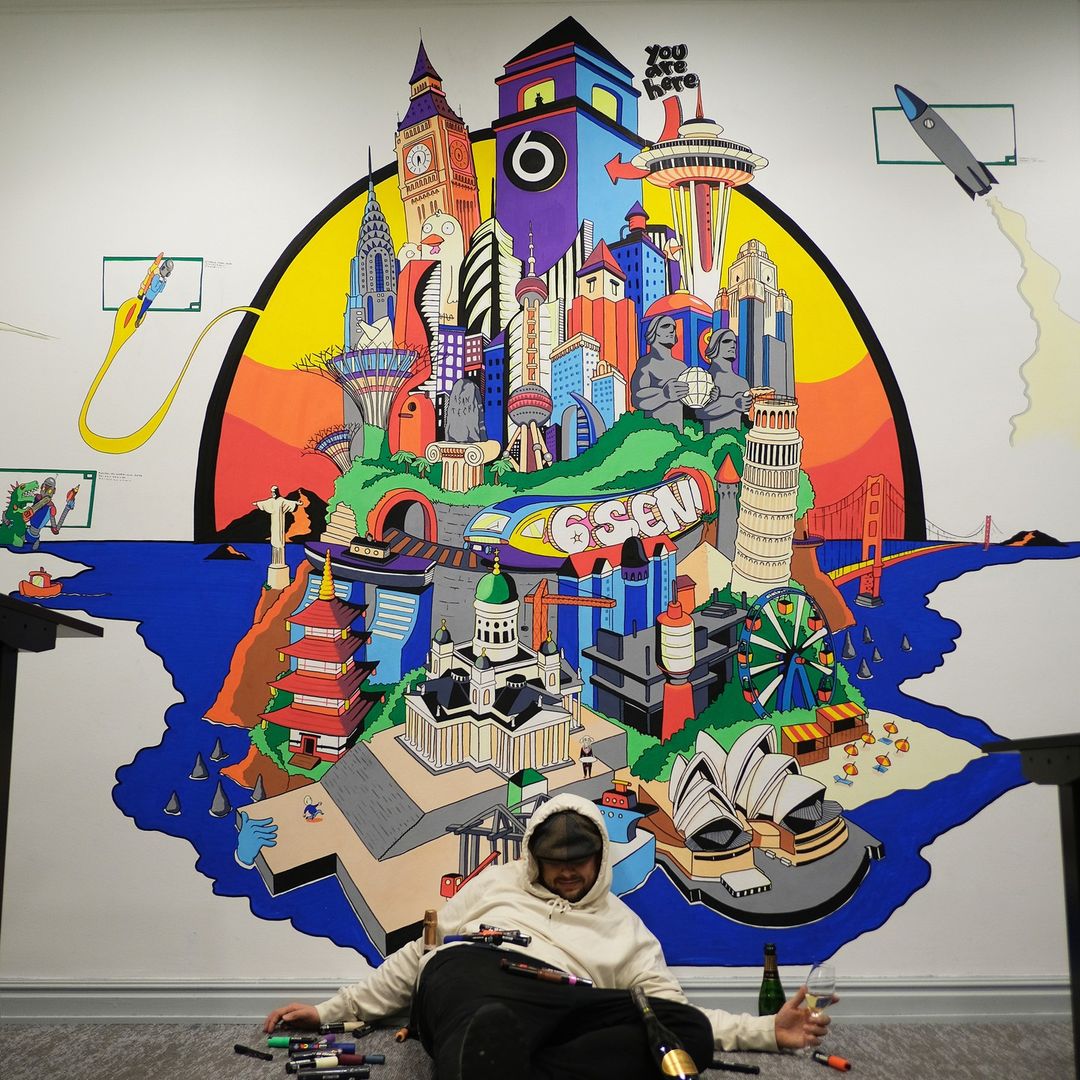 poscauk's tweet photo. Raise your hand if you also want a mural as incredible as this! @ob1sh 🙌

#PenArt #Doodles #POSCA #POSCAart #POSCAPens #PaintPen #POSCAmural #mural #sketching #drawing #illustration https://t.co/jgwjbZYldN