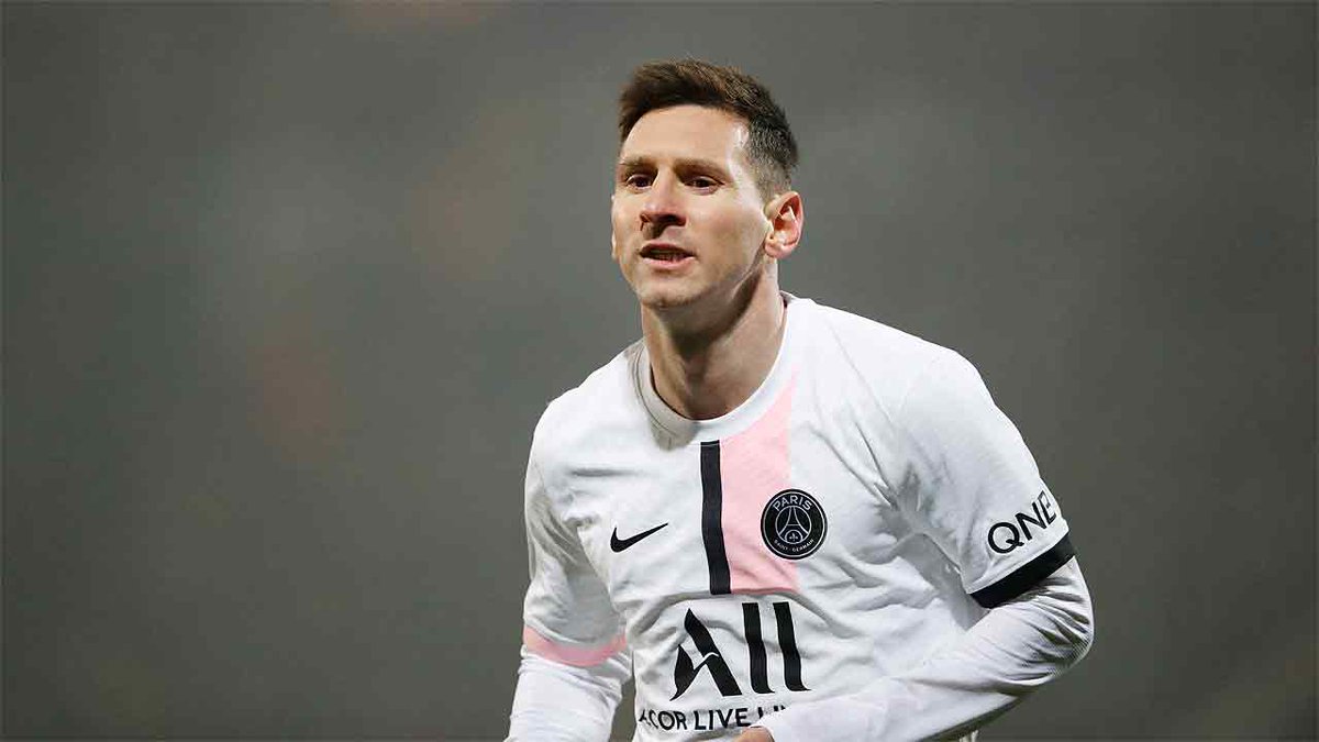 Abhishe17156749's tweet photo. #YearInReview2021 #2021inReview #2021flashback
#LionelMessi and beautiful madness ⚽️
August did not augur well for #Messi. It was a month Messi and his family will never forget
Read More ▶️ https://t.co/mmRbTRdHP4 https://t.co/F4lgqHxk7o