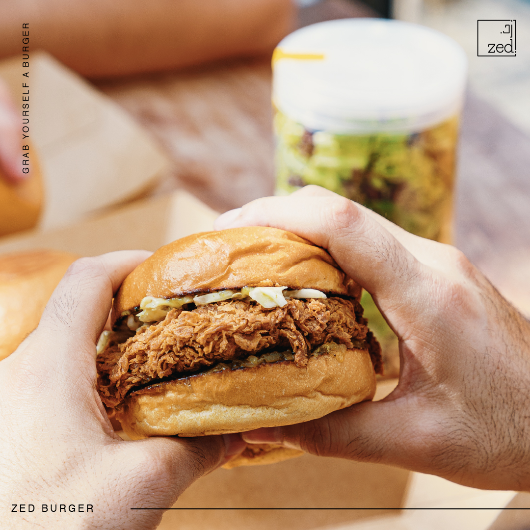 ksazed's tweet photo. Chicken burger, anyone? https://t.co/jbvAoGUicC
