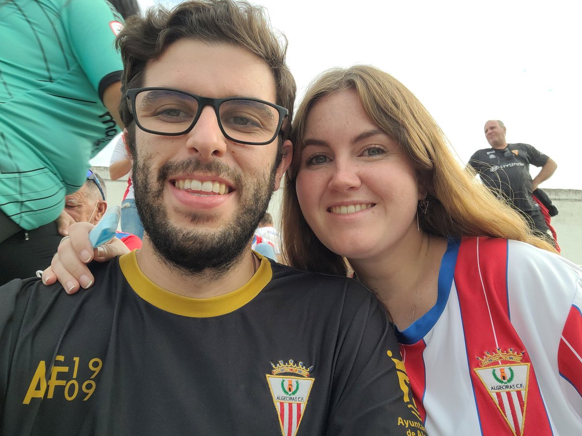 OscarGEscamez95's tweet photo. @AlgecirasCF @LauriZaragoza la victoria en Linares https://t.co/sXxzCrnkWC