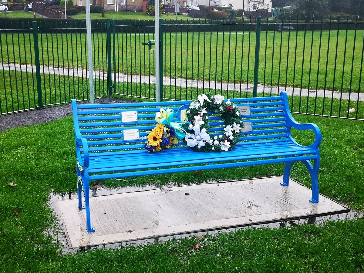 TinaSMHN's tweet photo. I went for a stroll this morning down to the bench, I stood where he stood many times. I looked across his beloved ground and smiled. @tonyrefailbgc you continue to do the boy proud. #outstandingclub thankyou. ππ https://t.co/1Qze4uPTvg