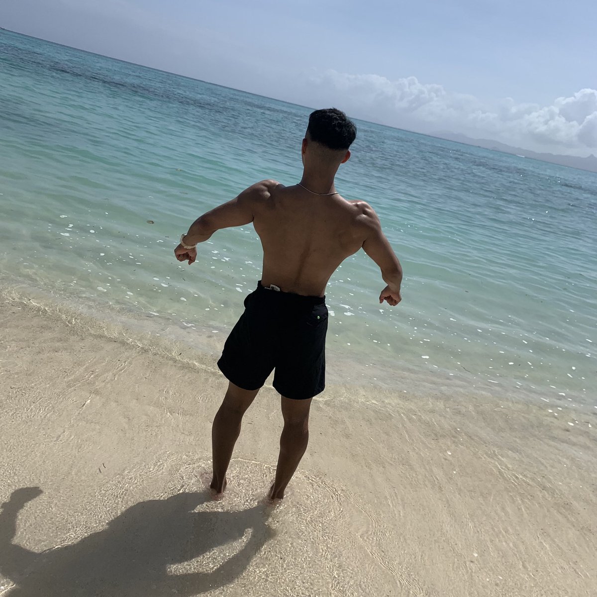 daichi_sprinter's tweet photo. 2021年はお世話になった人はお世話になりました🙇‍♂️

2022年も良くしてくれると嬉しいです🙇‍♂️ https://t.co/USqOyXqmur